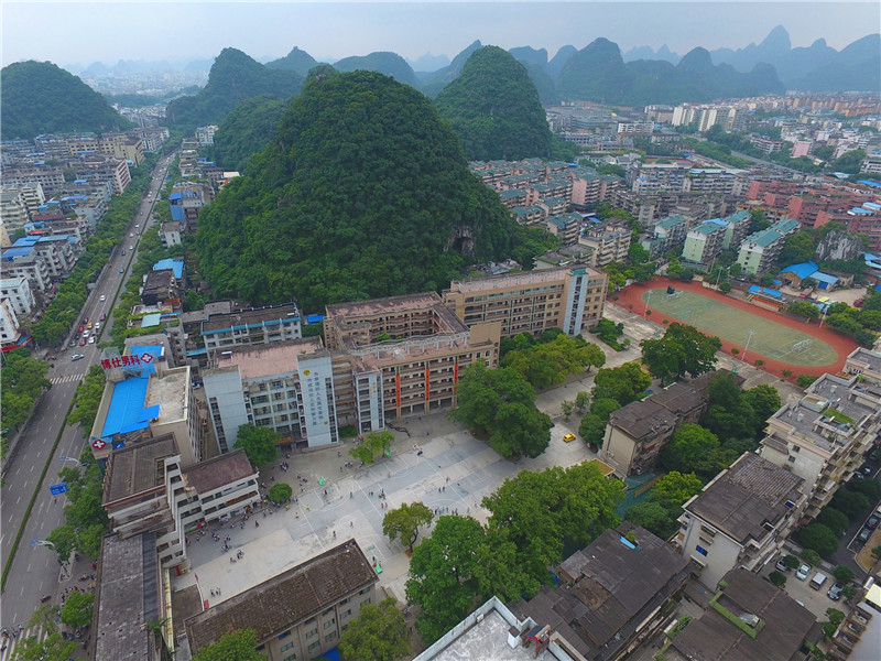 十四中校园俯瞰图-桂林市第十四中学